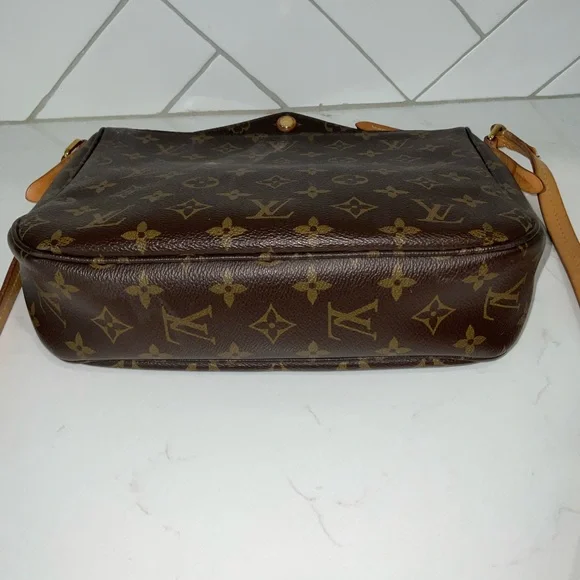 Louis Vuitton Monogram Mabillon Brown Crossbody Bag